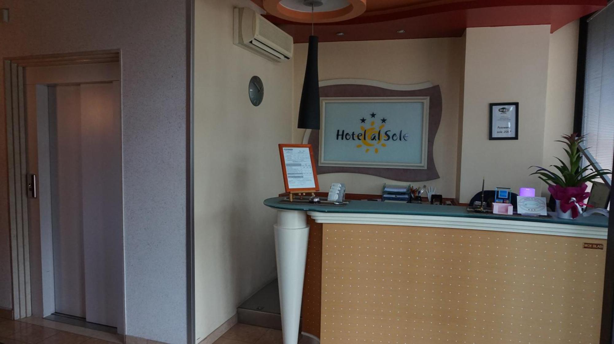 Hotel Al Sole - Enjoy Holiday Cavaion Veronese Exteriör bild